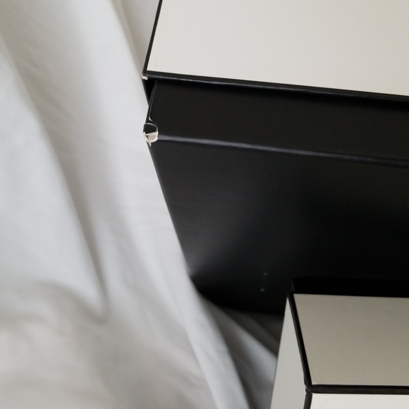 2 CHANEL Keepsake boxes $50 - Picture 5 of 8